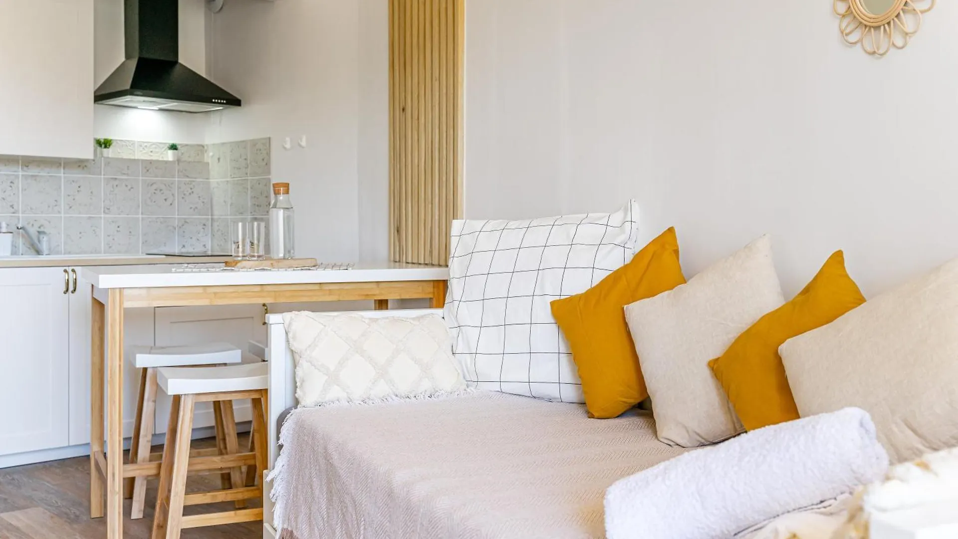 St Charles : Confortable+ Balcon Marsylia 0*,  Francja